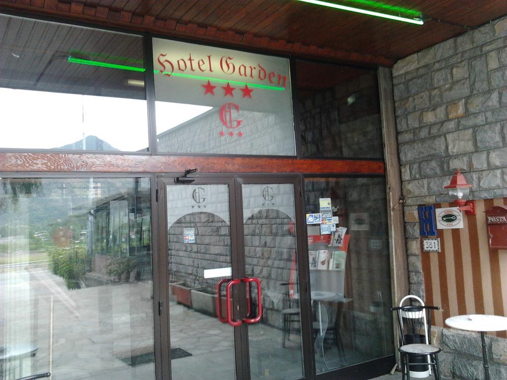 Albergo Ristorante Garden 리볼리 외부 사진